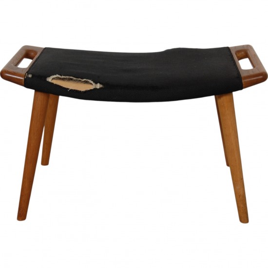 Hans Wegner Papabear stool in oak