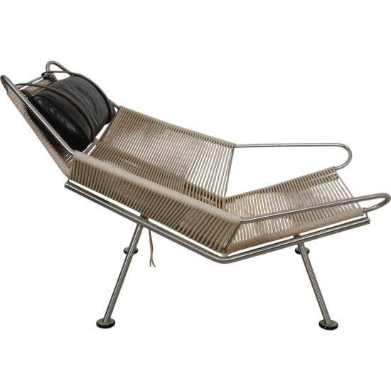 Hans Wegner Flagline chair black leather cushion