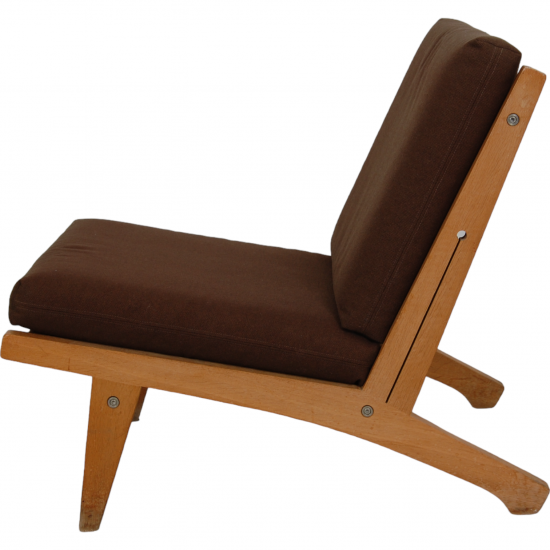 Hans Wegner GE-370 chair with brown fabric cushions