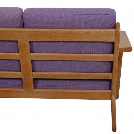 Hans Wegner GE-290 3.seater sofa in purple fabric