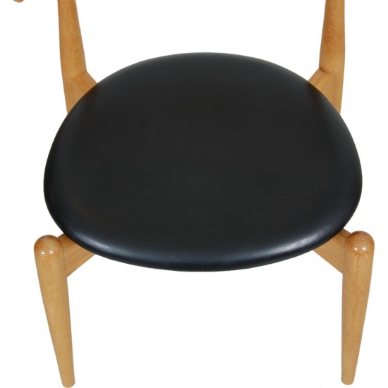 Set of 5 Hans Wegner Elbow chairs of oak