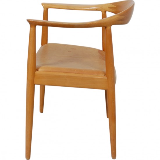 Hans Wegner the chair of cherry wood