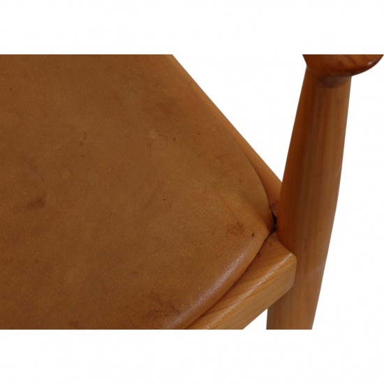 Hans Wegner the chair of cherry wood