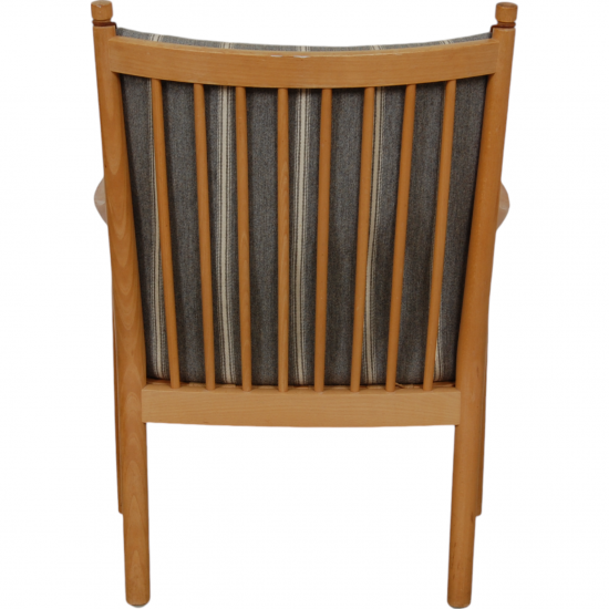 Hans Wegner 1788 lounge chair in stripped fabric