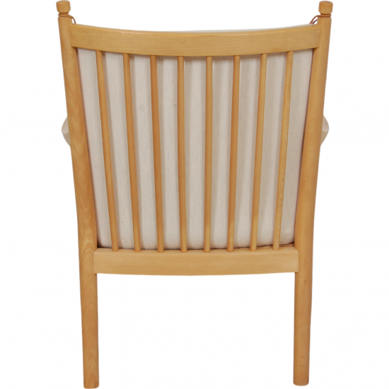 Hans Wegner 1788 chair in white fabric