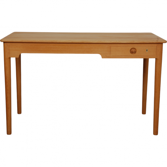 Hans Wegner skrivebord i eg