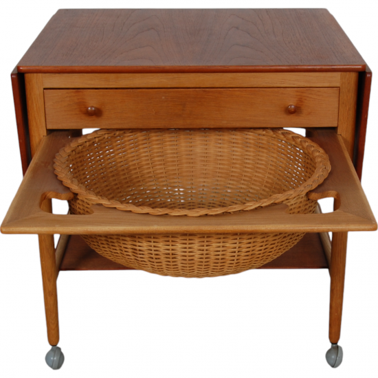 Hans Wegner Sewingtable with wheels of teak and oak