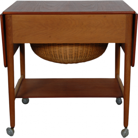 Hans Wegner Sewingtable with wheels of teak and oak