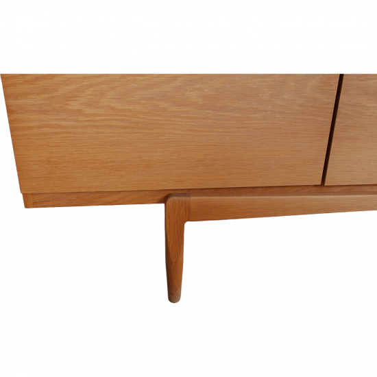 Niels Kofoed Larsen FA-66 sideboard of oak