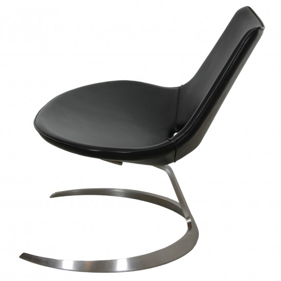 Fabricius and Kastholm Scimitar chair in black leather no.21