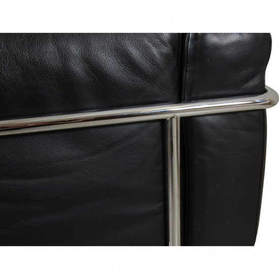 Le Corbusier LC-2/1 lounge chair in black leather