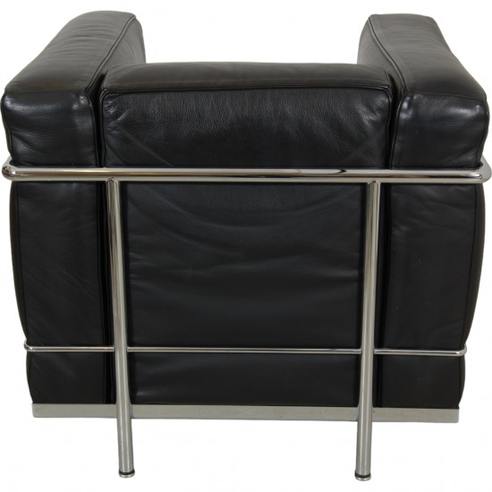 Le Corbusier LC-2/1 lounge chair in black leather