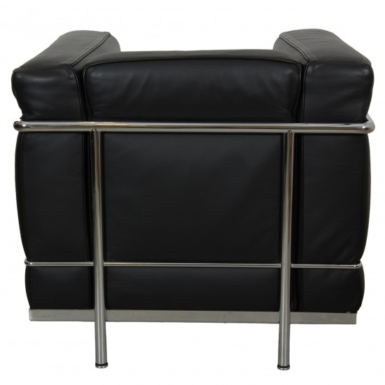 Le Corbusier LC-2 lounge chair in black Pelle leather