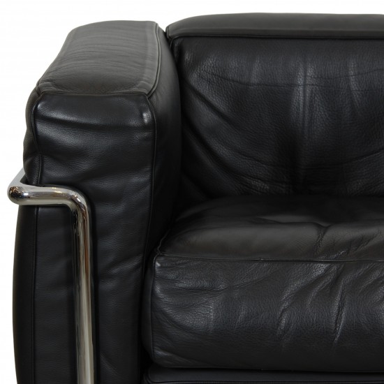 Le Corbusier LC-2 lounge chair in black Pelle leather