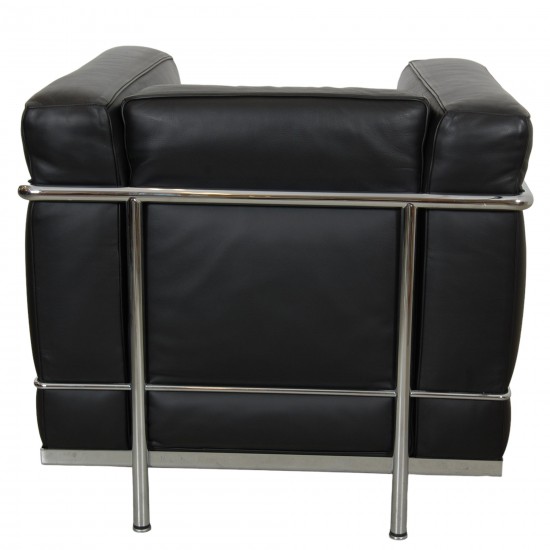 Le Corbuiser LC-2 lounge chair in black pelle leather