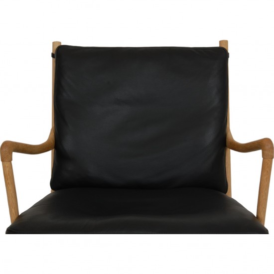 Ole Wanscher Colonial chair in oak and black leather