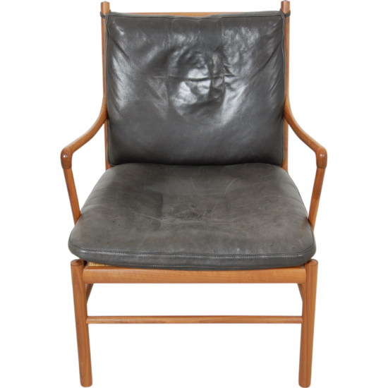 Ole Wanscher Colonial chair in black leather and walnut