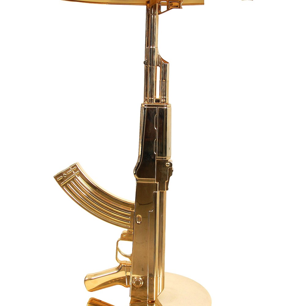 Philippe Starck Gun table lamp in gold model AK-47 gold Colored with ...