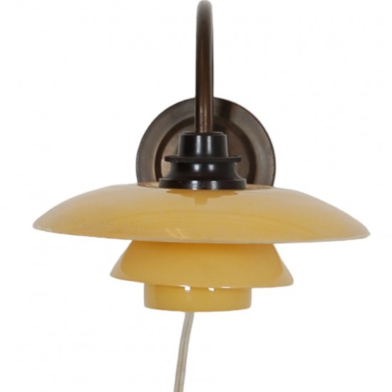 Poul Henningsen wall lamp PH-1/1 with yellow shades