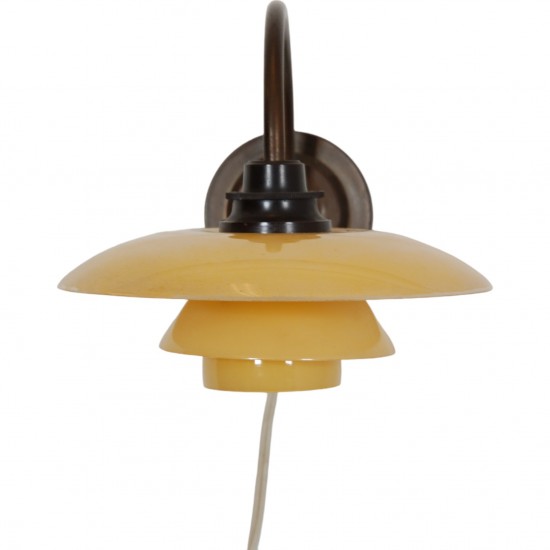 Poul Henningsen wall lamp PH-1/1 with yellow shades