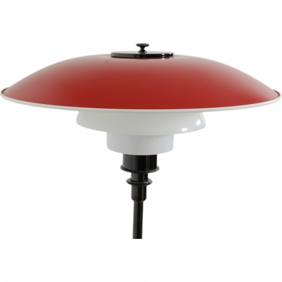 Poul Henningsen red PH3½.2½ table lamp