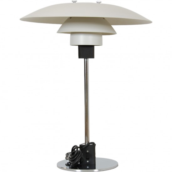 Poul Henningsen PH4/3 table lamp