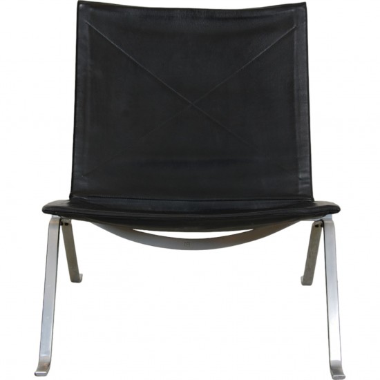 Poul Kjærholm PK22 stol i sort læder fra Kold Christensen